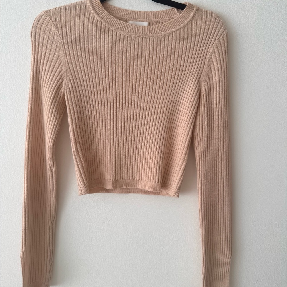 Lovers + Friends Beige Ribbed Crop Top with fashionable split sleeve
